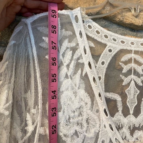Women’s White Lace Embroidered Maxi Dress or Cover Up Medium Beautiful - Picture 9 of 16